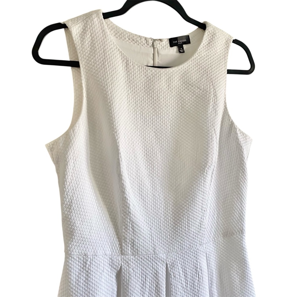 The Limited White Fit & Flare Dress Size 4 Textured Sleeveless A-Line - Picture 3 of 9